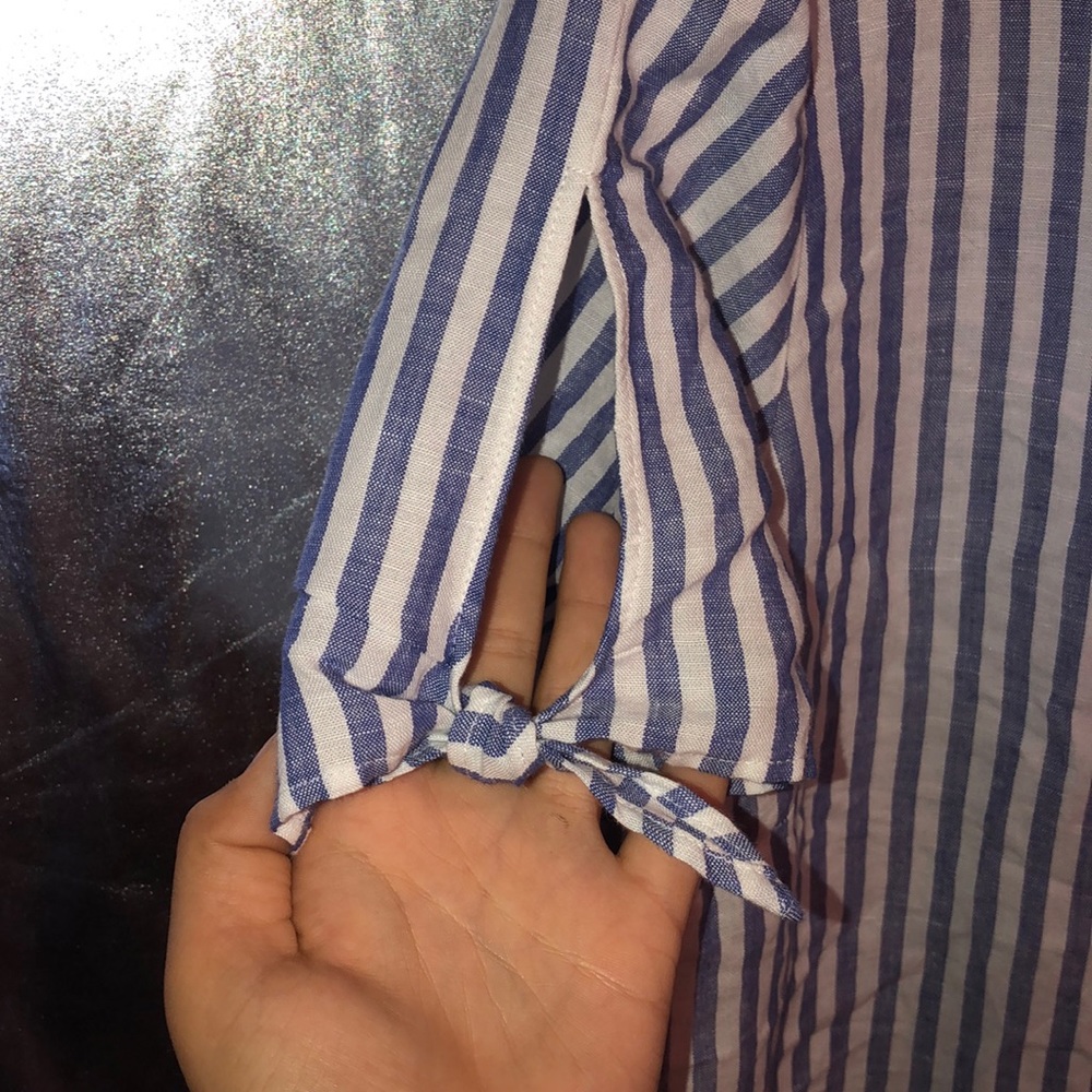 Pretty Blouse! - Picture 3 of 4